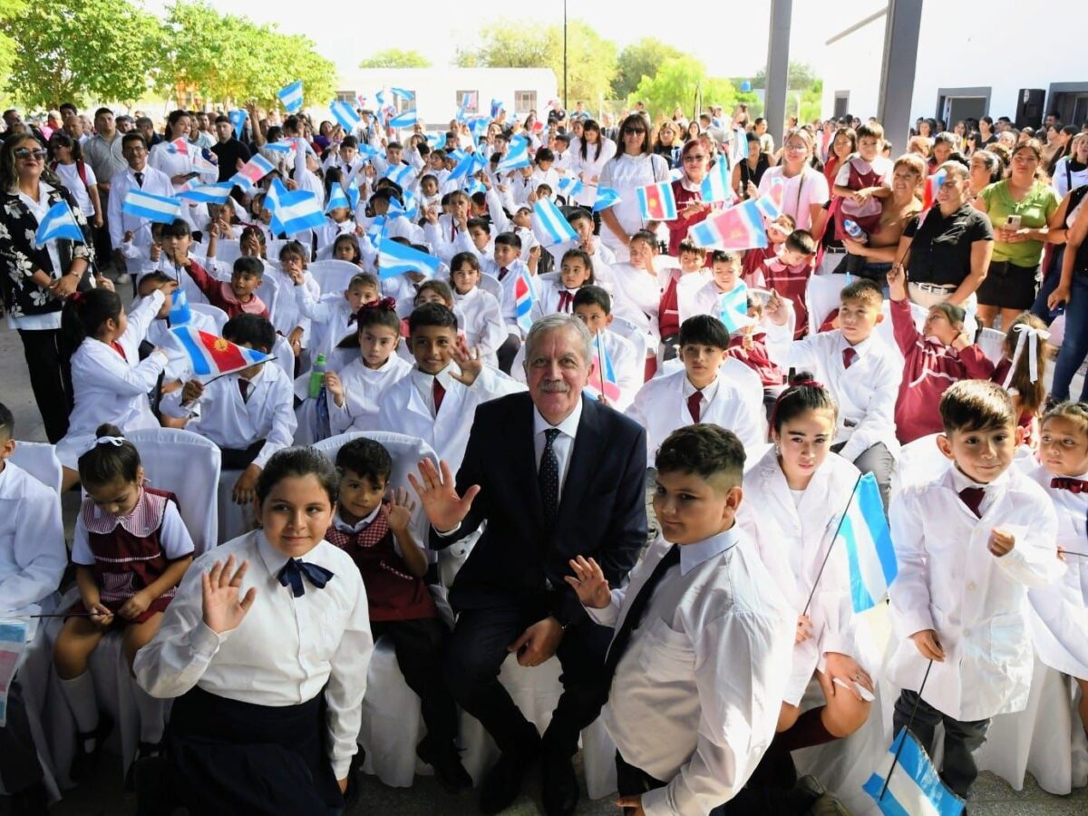 El Gobernador Elías Suárez abrió el ciclo lectivo 2026 con la inauguración de obras en Las Delicias