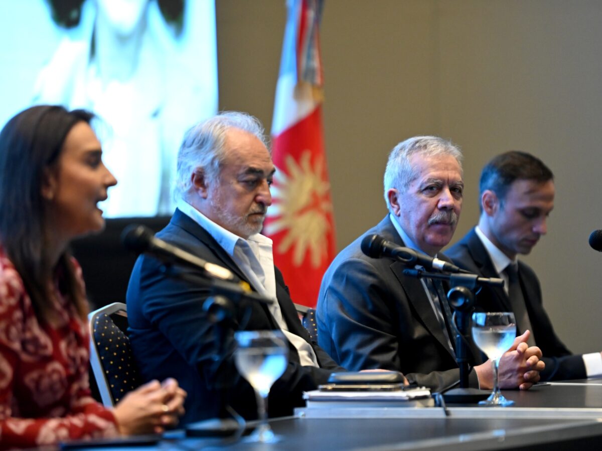Elías Suárez participó del lanzamiento de la capacitación docente y 4° Edición del Concurso de Escritura de Ana Frank