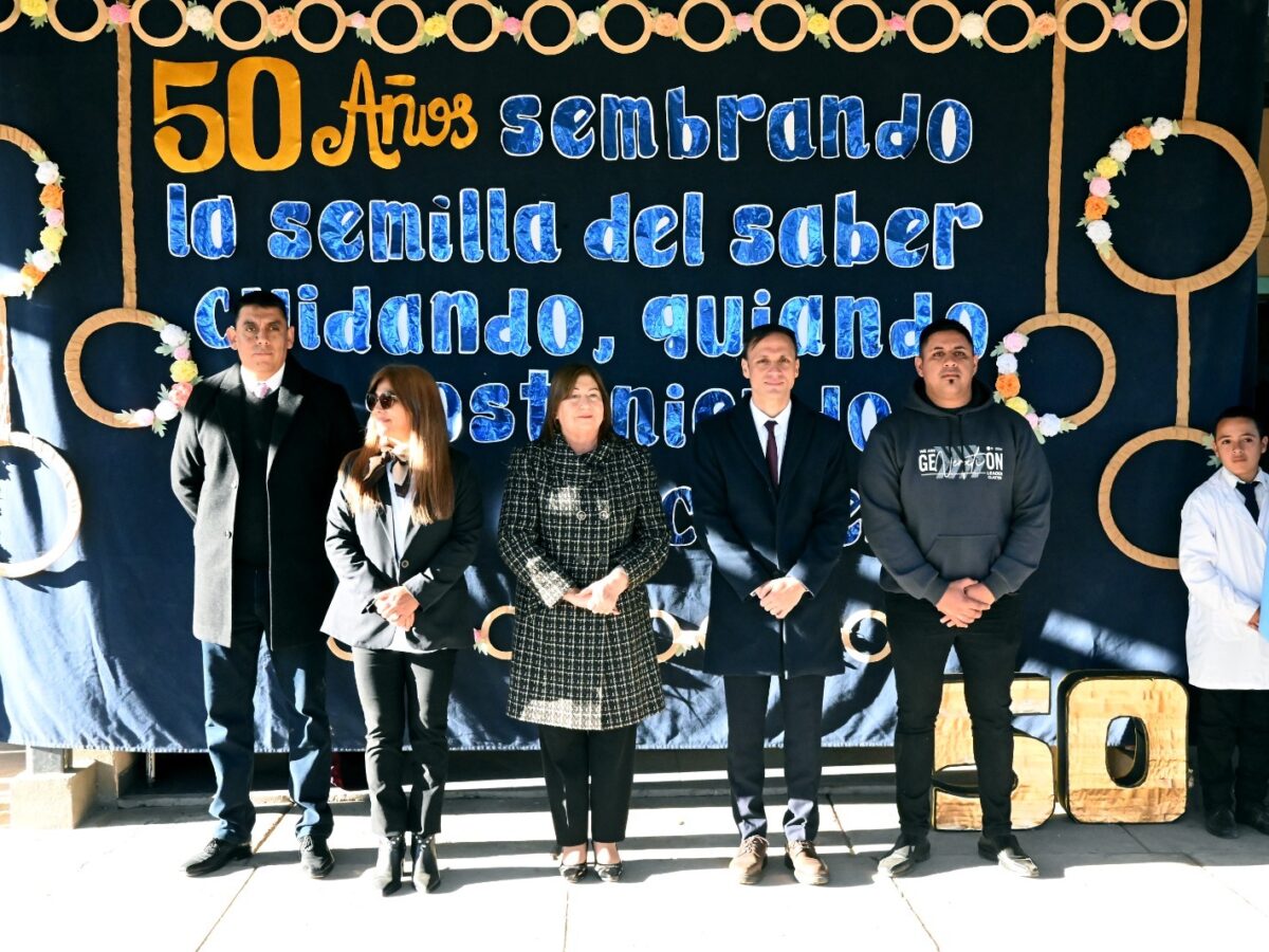 El Jefe de Gabinete participó del 50° aniversario de la Escuela N° 387 de Pozo Cavado