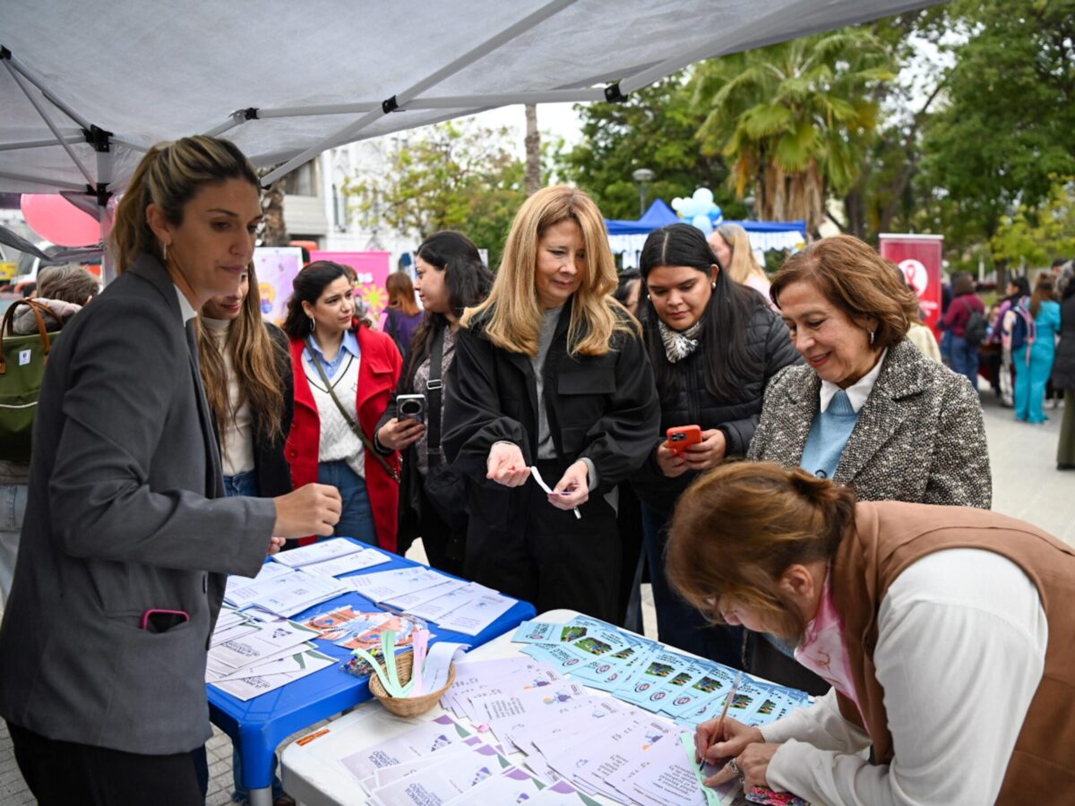 El 3° Encuentro de Acción por la Salud de las mujeres se realizó en la Plaza San Martín