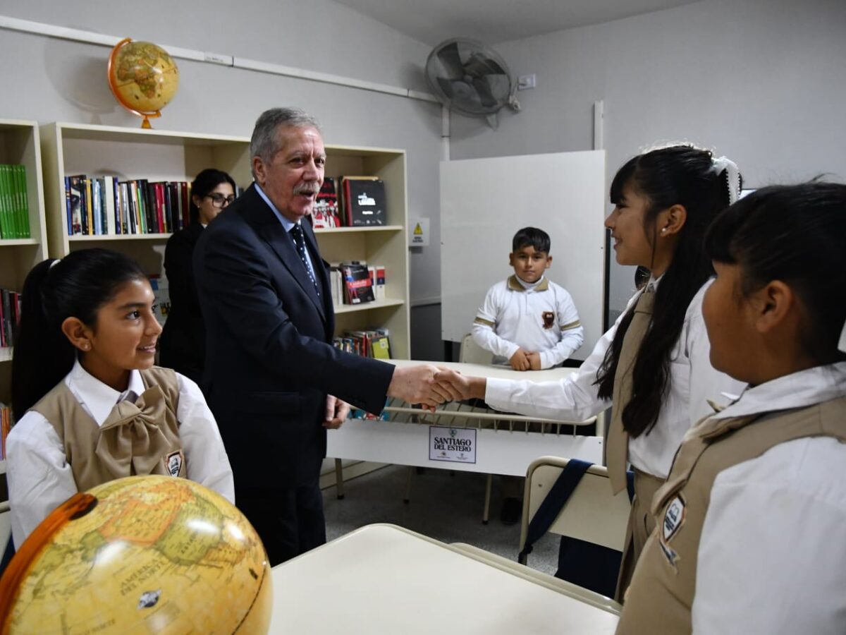 El Gobernador Elías Suárez inauguró obras en el departamento Río Hondo