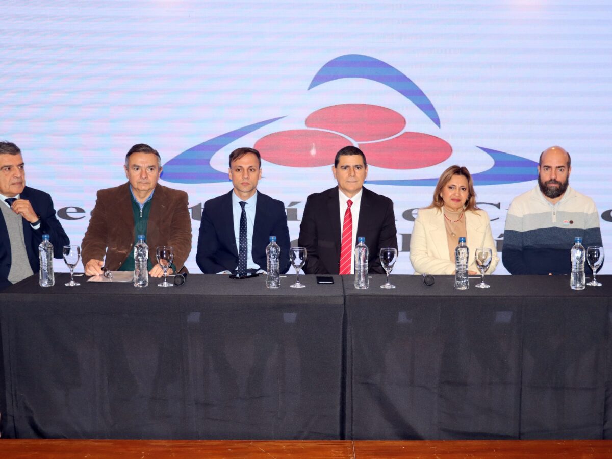 Se realizó una conferencia sobre el Fenómeno del Niño y sistemas de alerta temprana para la provincia