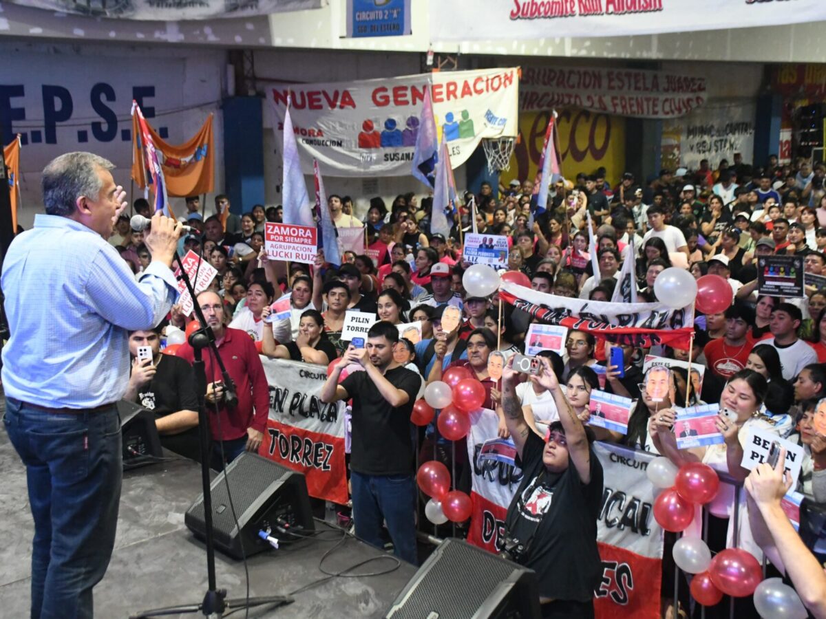 El Frente Cívico reunió a la militancia en apoyo a la candidatura de Mario Benavente