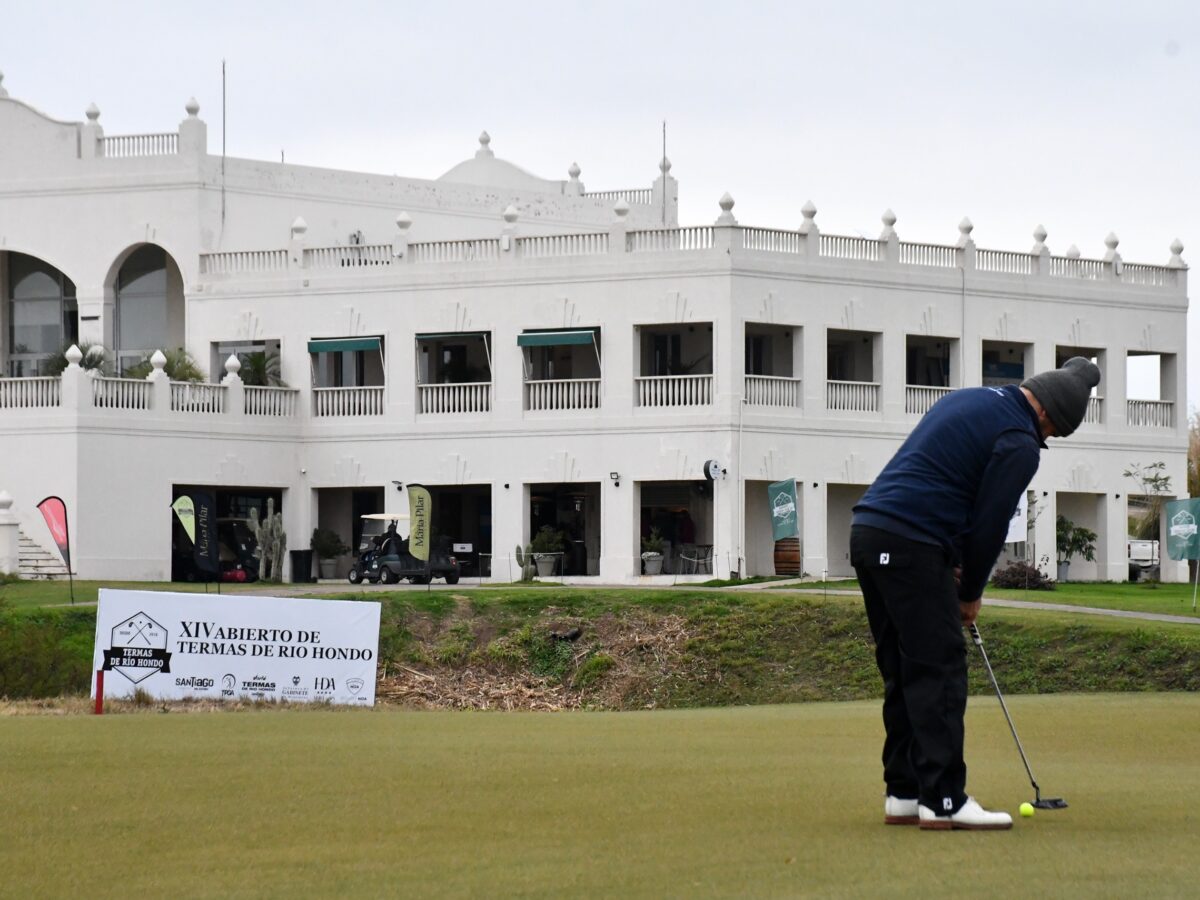 Andrey Borges fue el mejor de la jornada del viernes del XIV Abierto de Golf en Las Termas