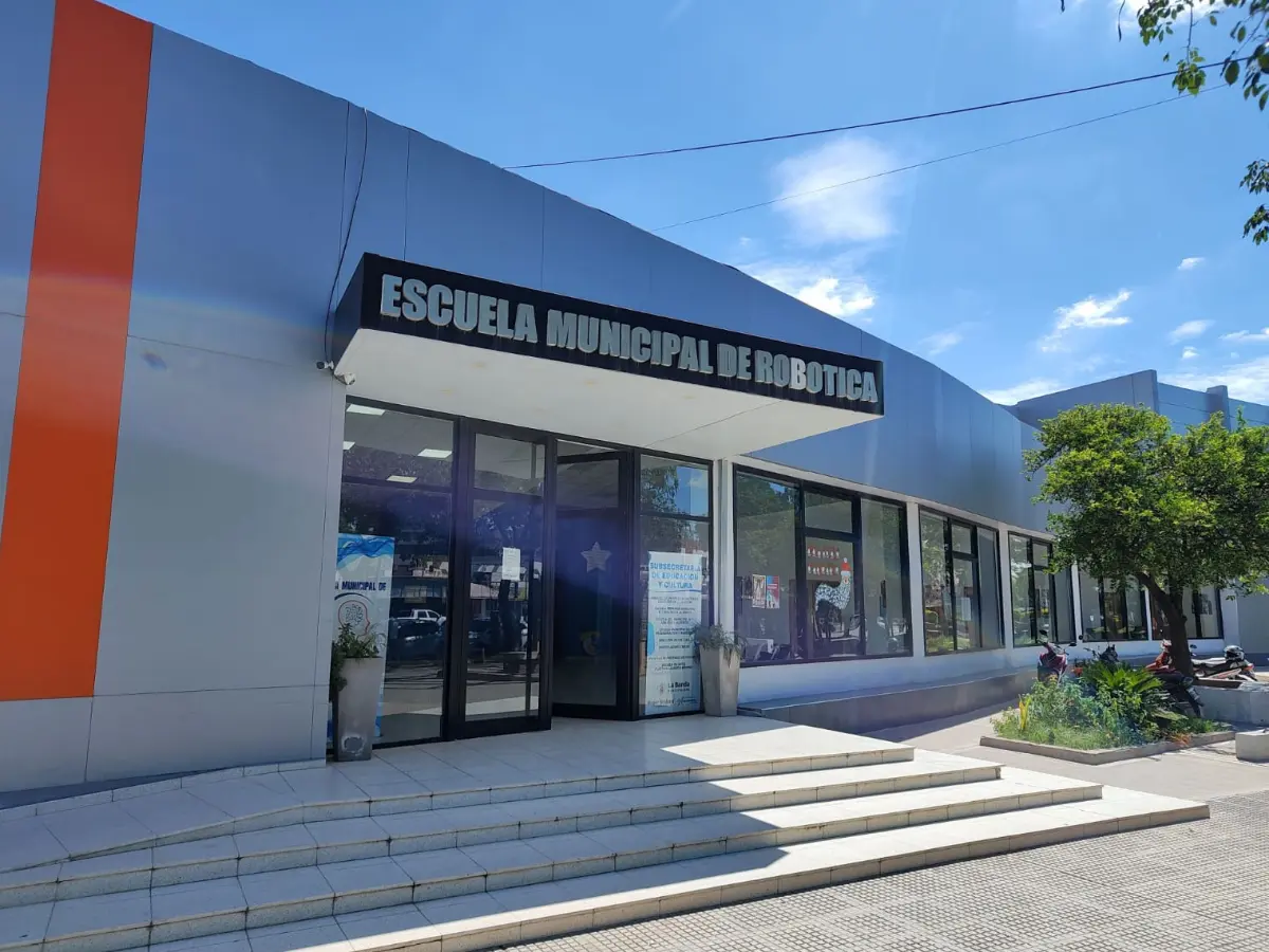 La Escuela Municipal de Robótica convoca a los tutores de los alumnos preinscriptos