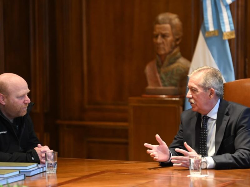 Elías Suárez recibió la visita protocolar del intendente de Mar Chiquita
