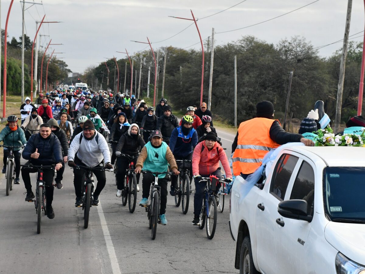 Cientos de fieles protagonizaron la Primera Peregrinación en Bicicleta al Santuario de Mama Antula