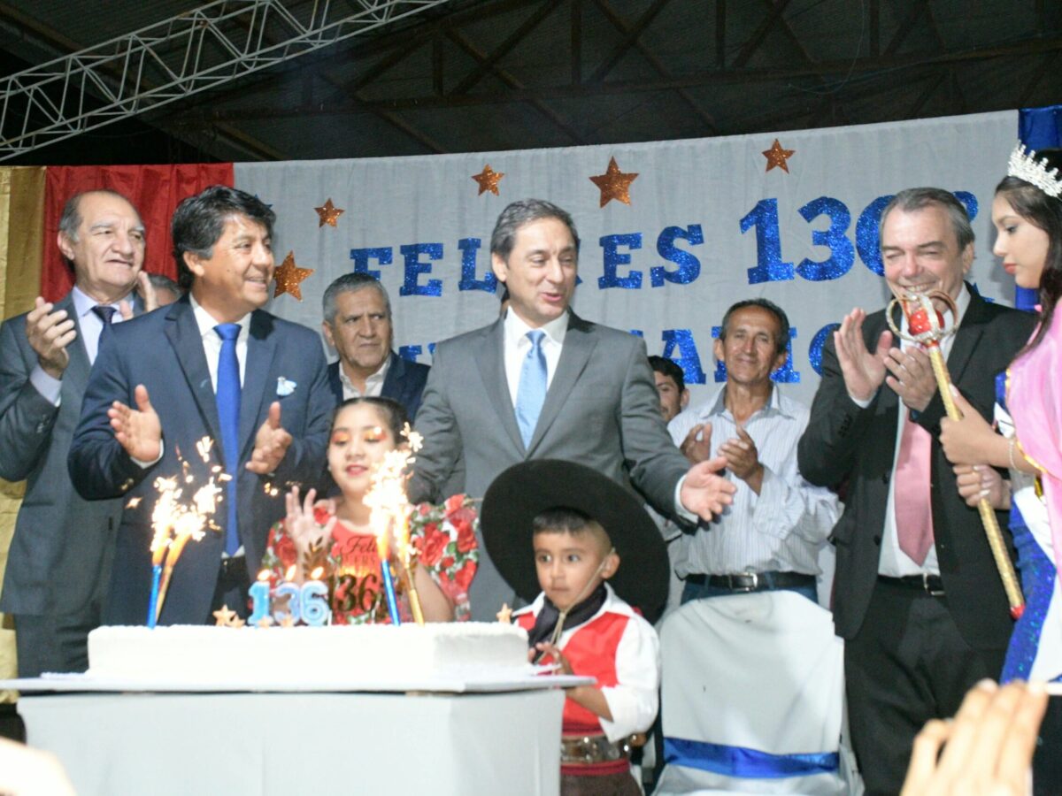 Nueva Francia celebró sus 136 años con la entrega de viviendas sociales